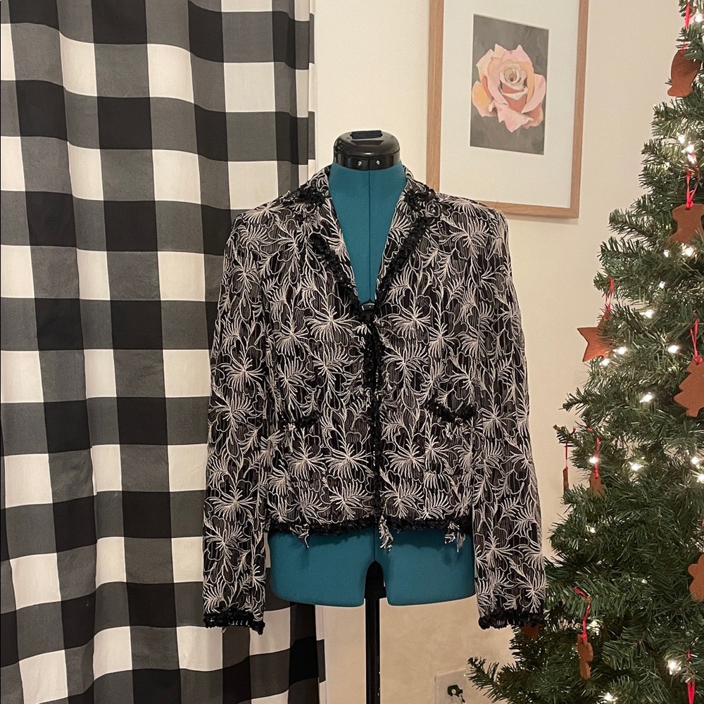 Jones New York Elegant Black and White Women's Jacket Petite 6P